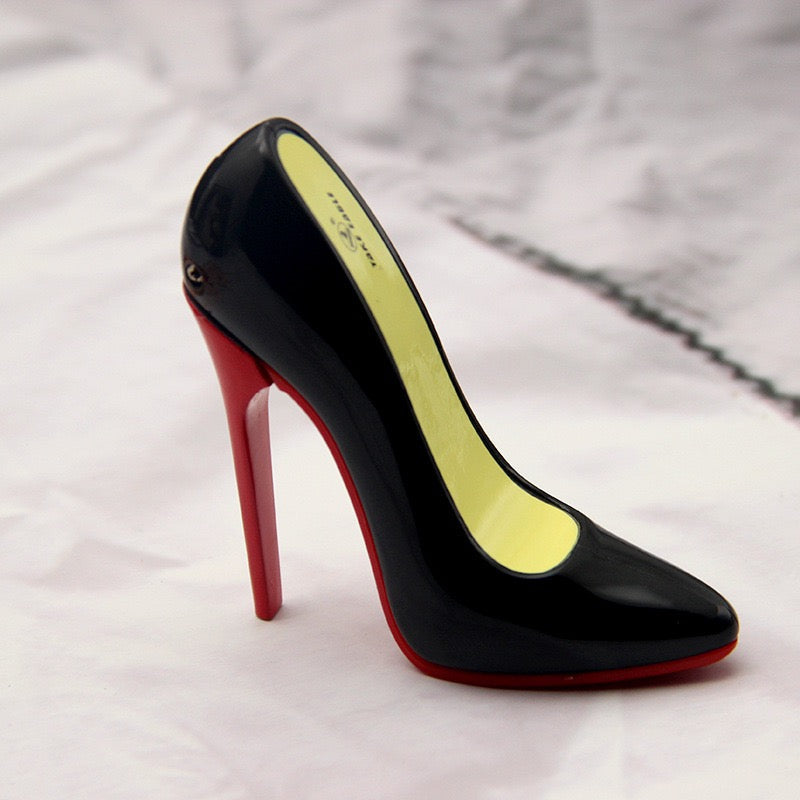 High heels refillable lighter