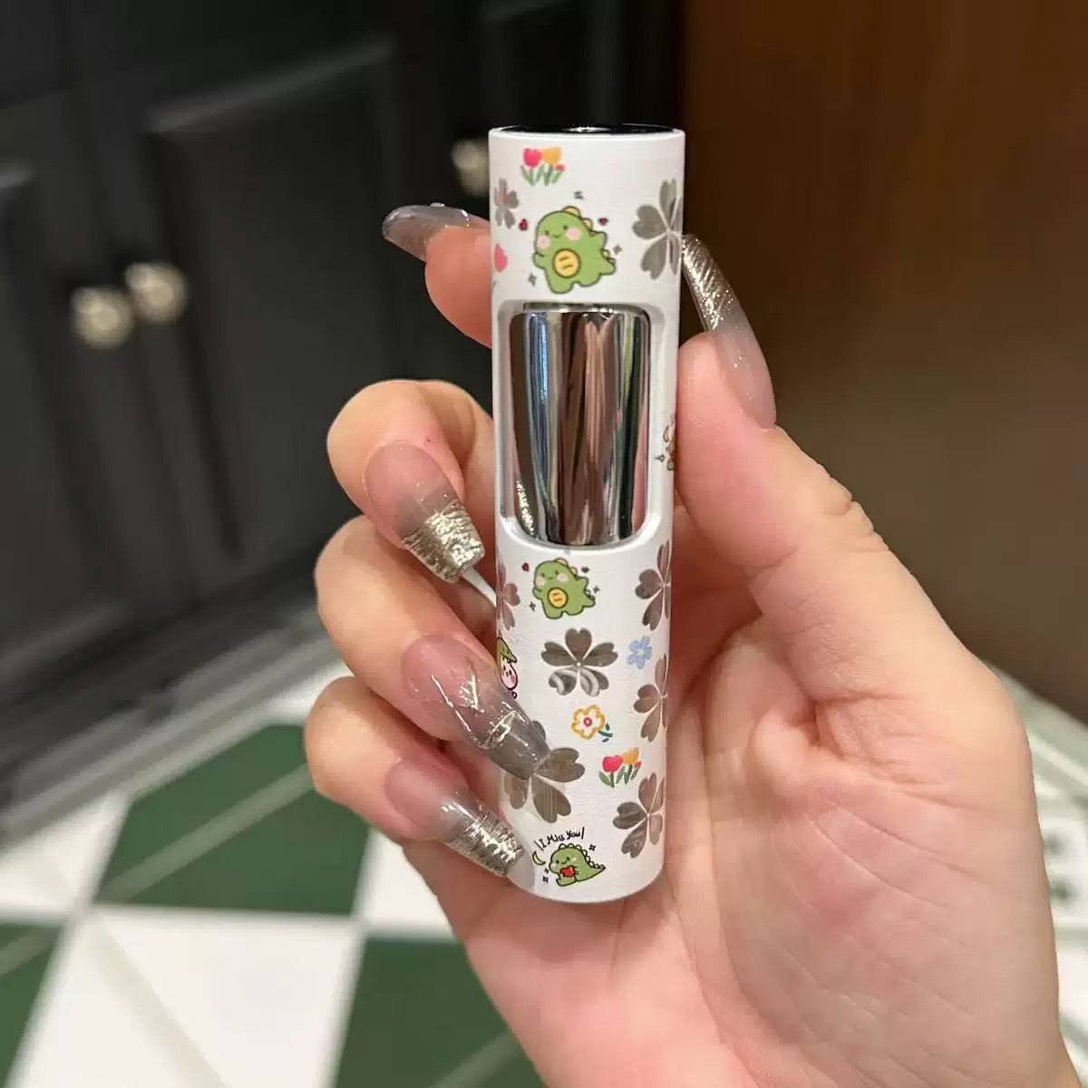 Cylindrical cute lighter pink flame refillable