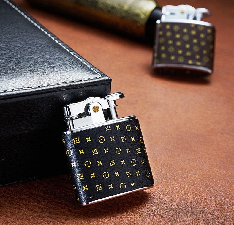 Classic leather grain open flame lighter